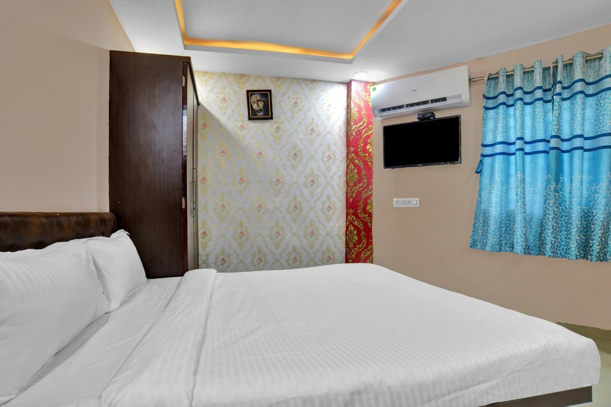 Hotel O Sai Sahara 3*